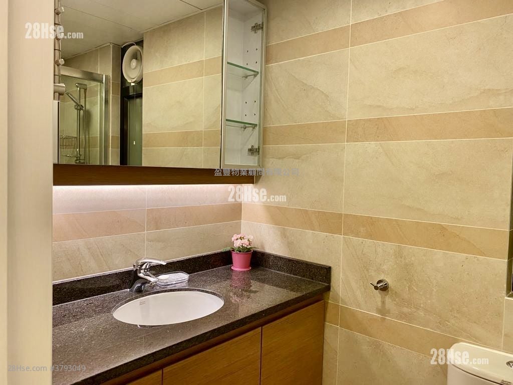 海殿大厦 租盘 2 房 , 1 浴室 624 平方尺