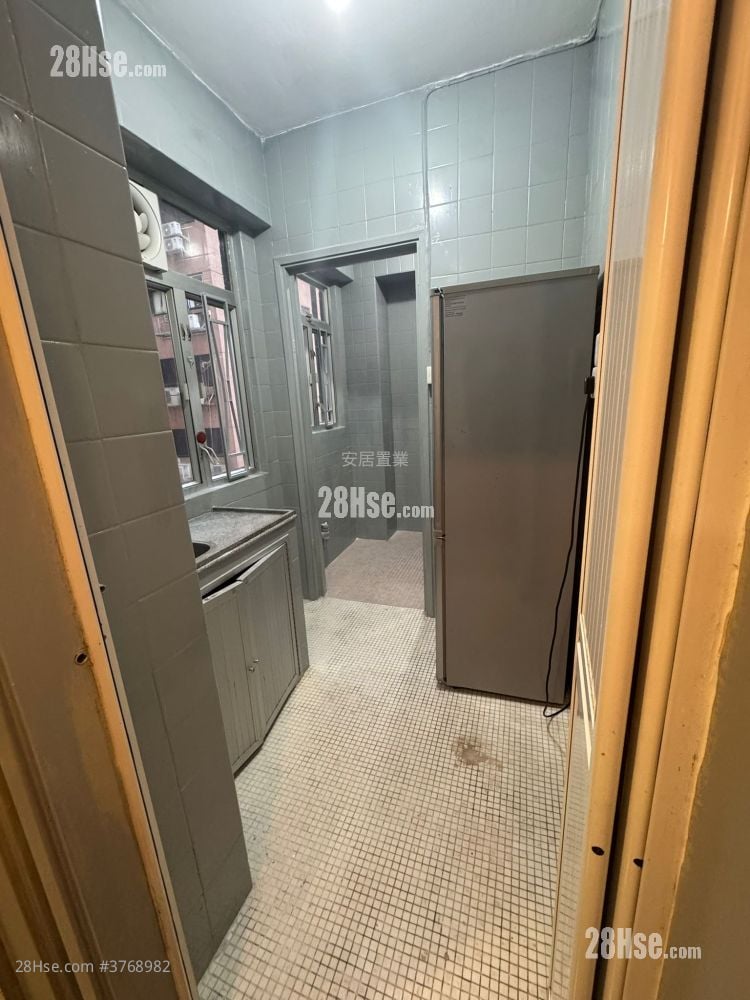 Wang Fu Building Rental 2 Bedrooms , 1 Bathroom 486 ft²