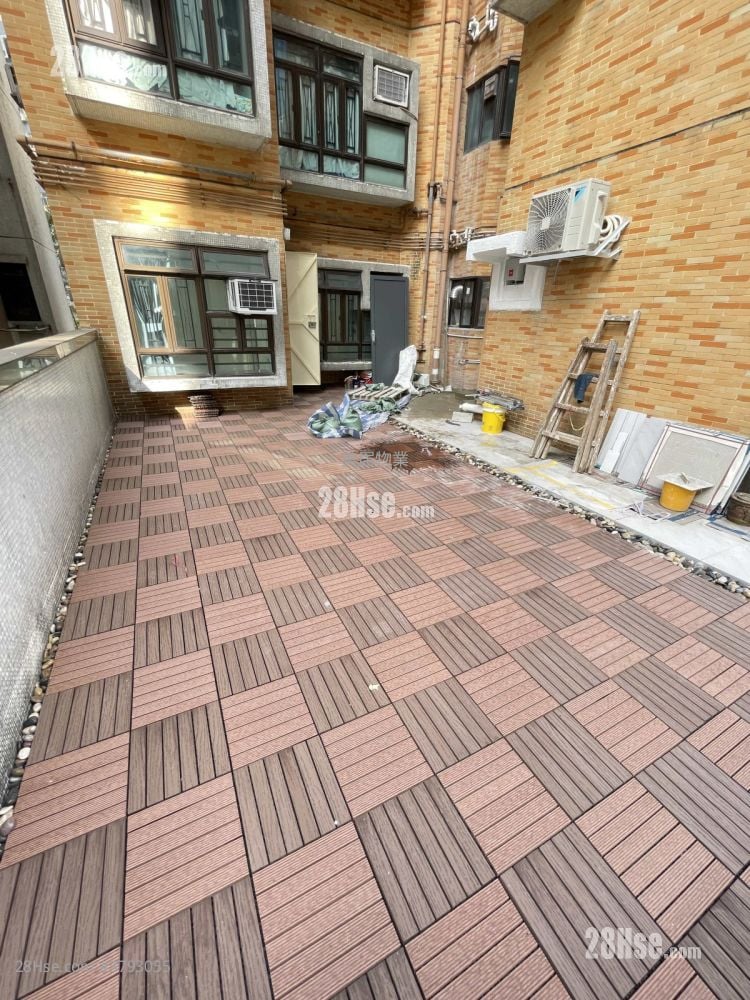 Royal Building Rental 3 Bedrooms , 1 Bathroom 372 ft²