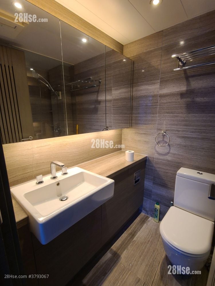 远晴 租盘 1 房 , 1 浴室 275 平方尺