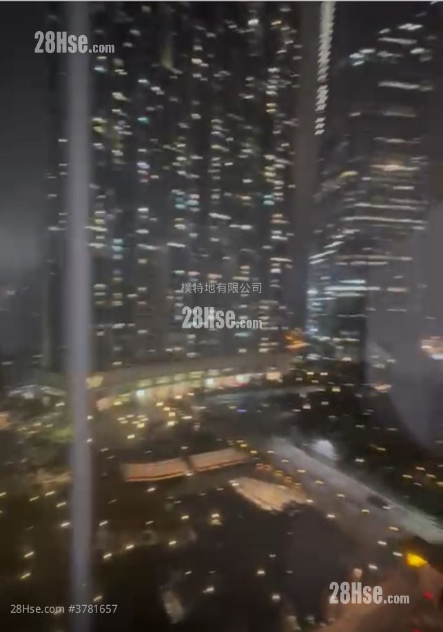 The Waterfront Rental 3 Bedrooms , 3 Bathrooms 934 ft²