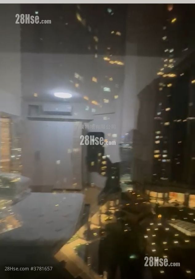 The Waterfront Rental 3 Bedrooms , 3 Bathrooms 934 ft²