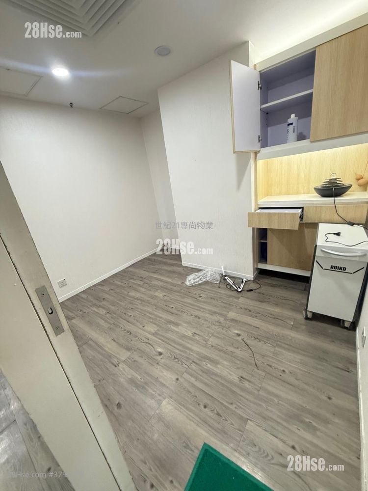 波蒂妮斯大厦 租盘 4 房