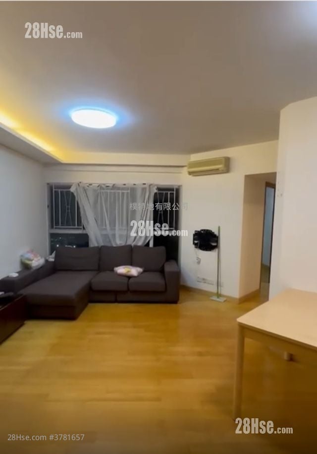 The Waterfront Rental 3 Bedrooms , 3 Bathrooms 934 ft²