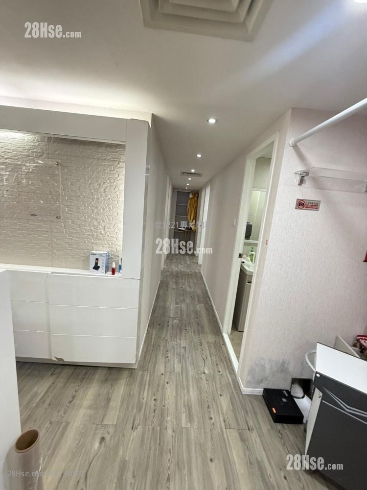 波蒂妮斯大厦 租盘 4 房