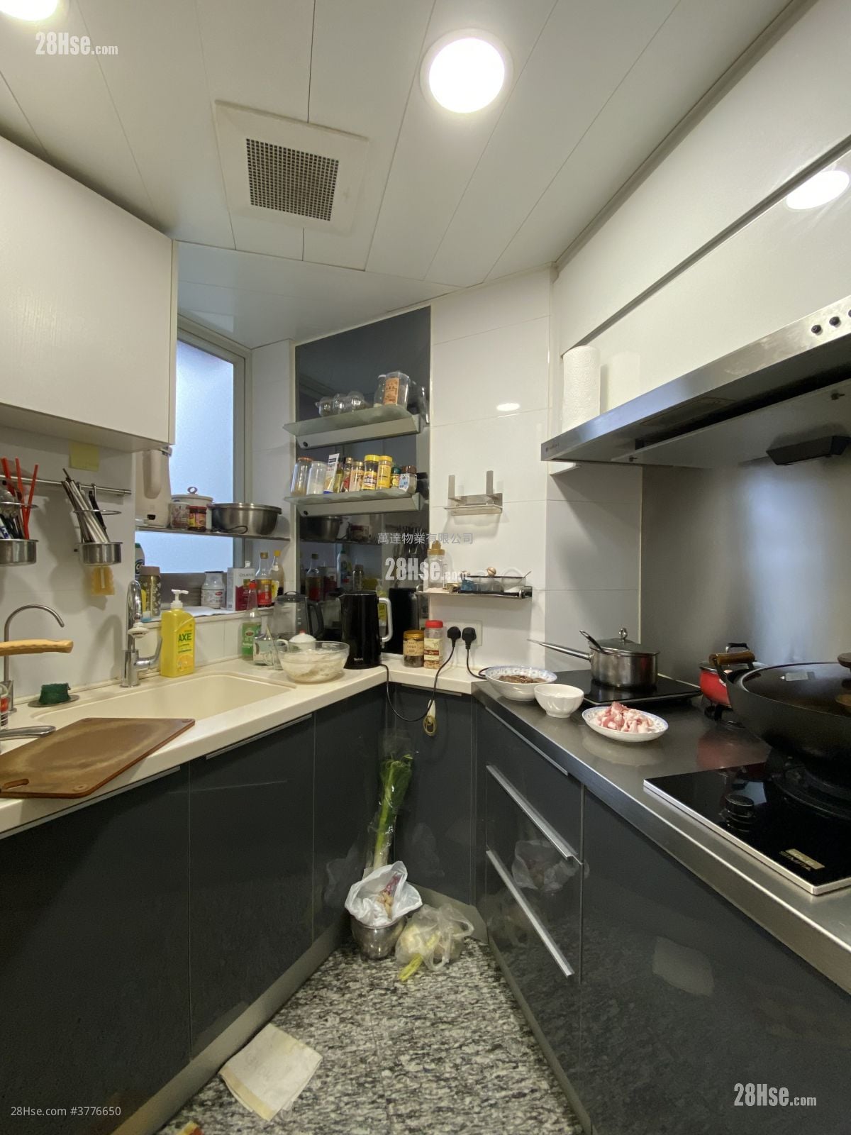 Festival City Sell 3 Bedrooms , 2 Bathrooms 680 ft²