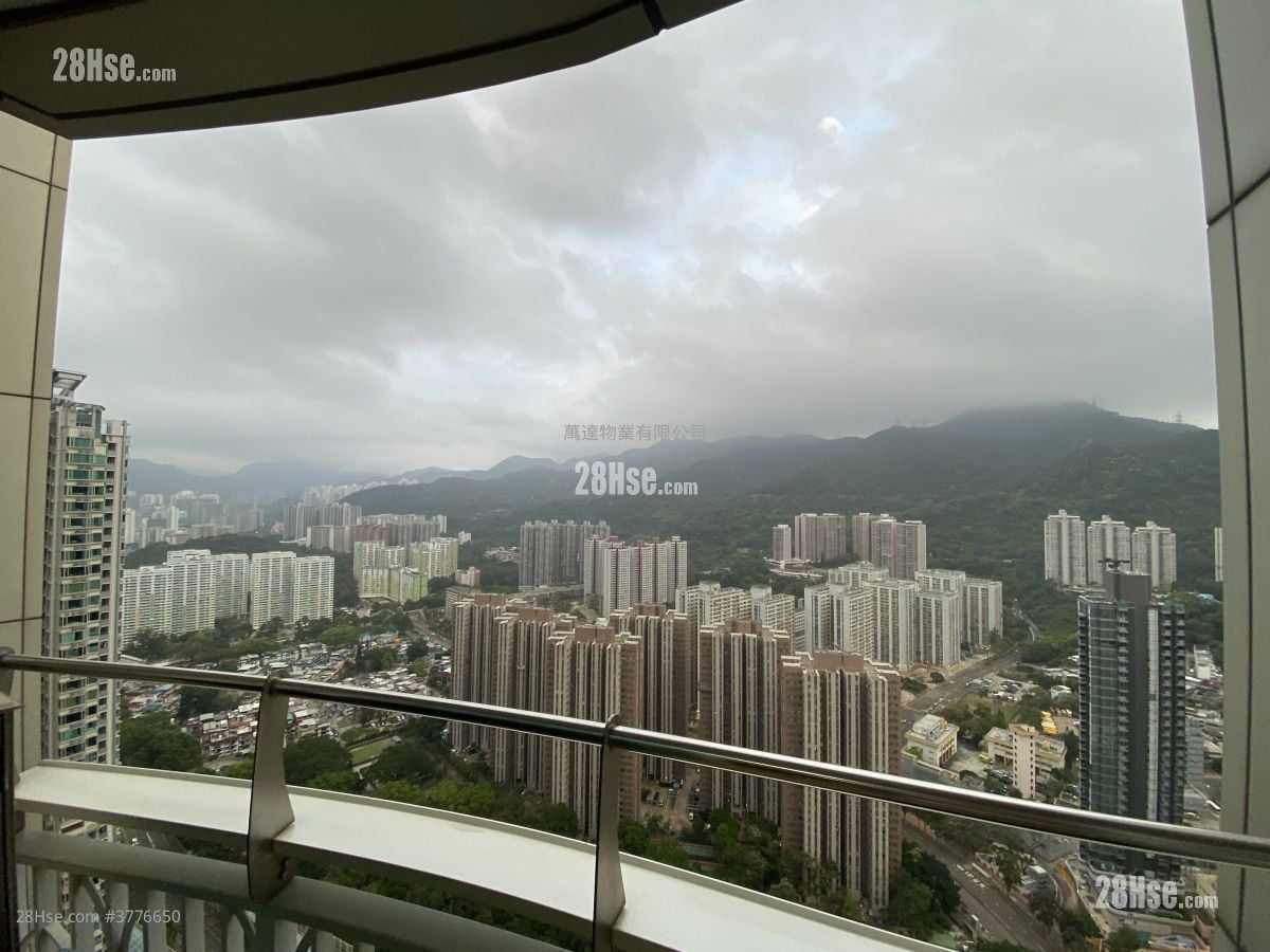 Festival City Sell 3 Bedrooms , 2 Bathrooms 680 ft²