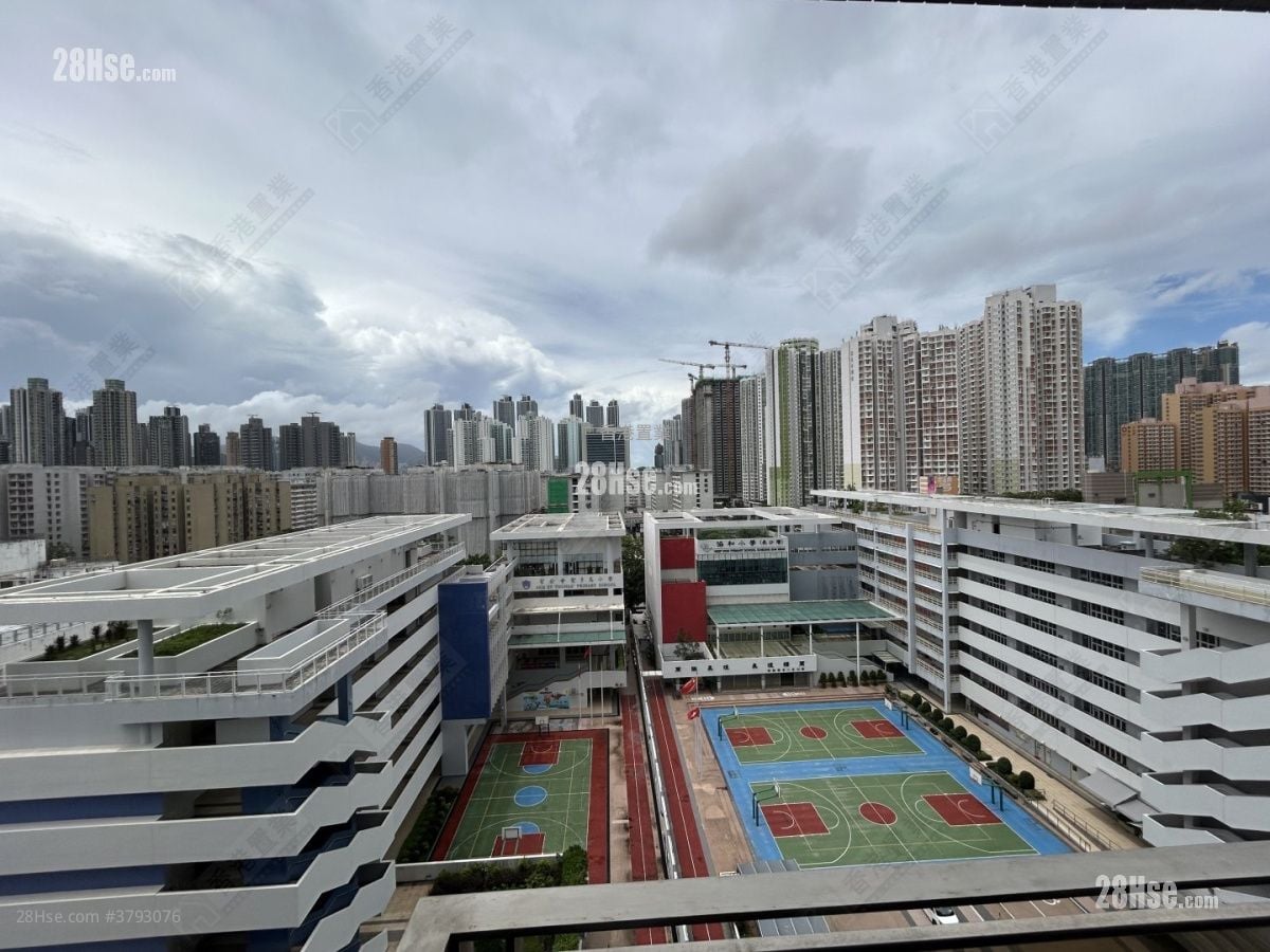 Residence 228 Sell 2 Bedrooms , 1 Bathroom 433 ft²