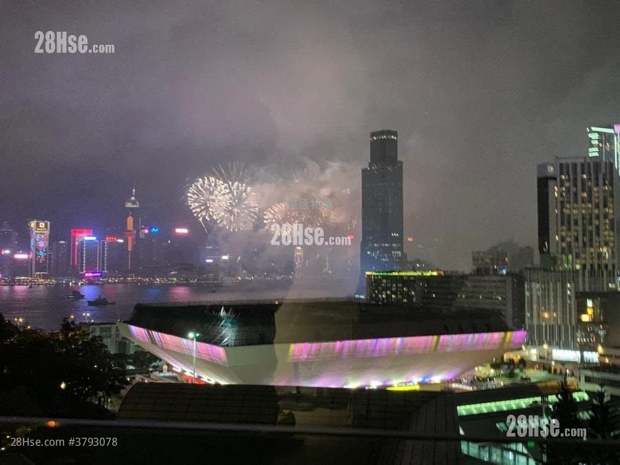 The Metropolis Residence Rental 1 Bedroom , 1 Bathroom 471 ft²