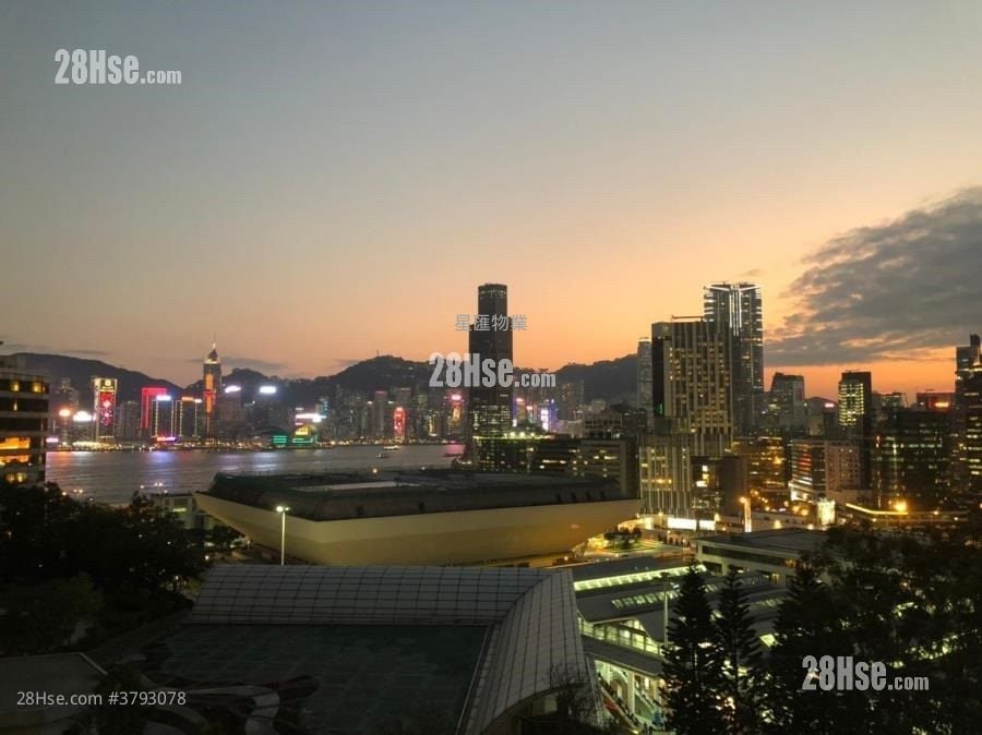 The Metropolis Residence Rental 1 Bedroom , 1 Bathroom 471 ft²