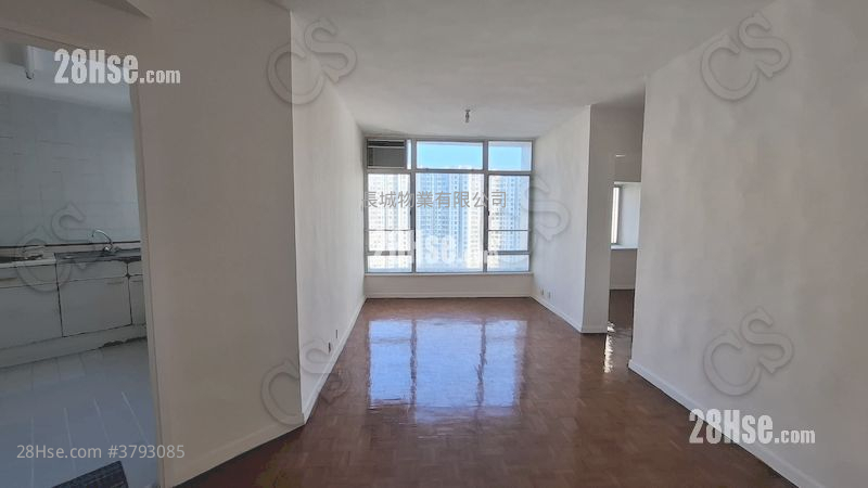 Park Vale Sell 3 Bedrooms , 1 Bathroom 561 ft²