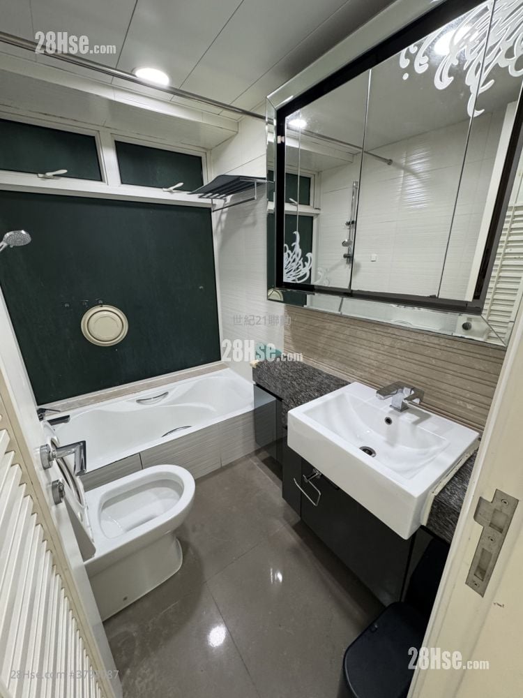 The Beaumount Rental 3 Bedrooms , 2 Bathrooms 694 ft²