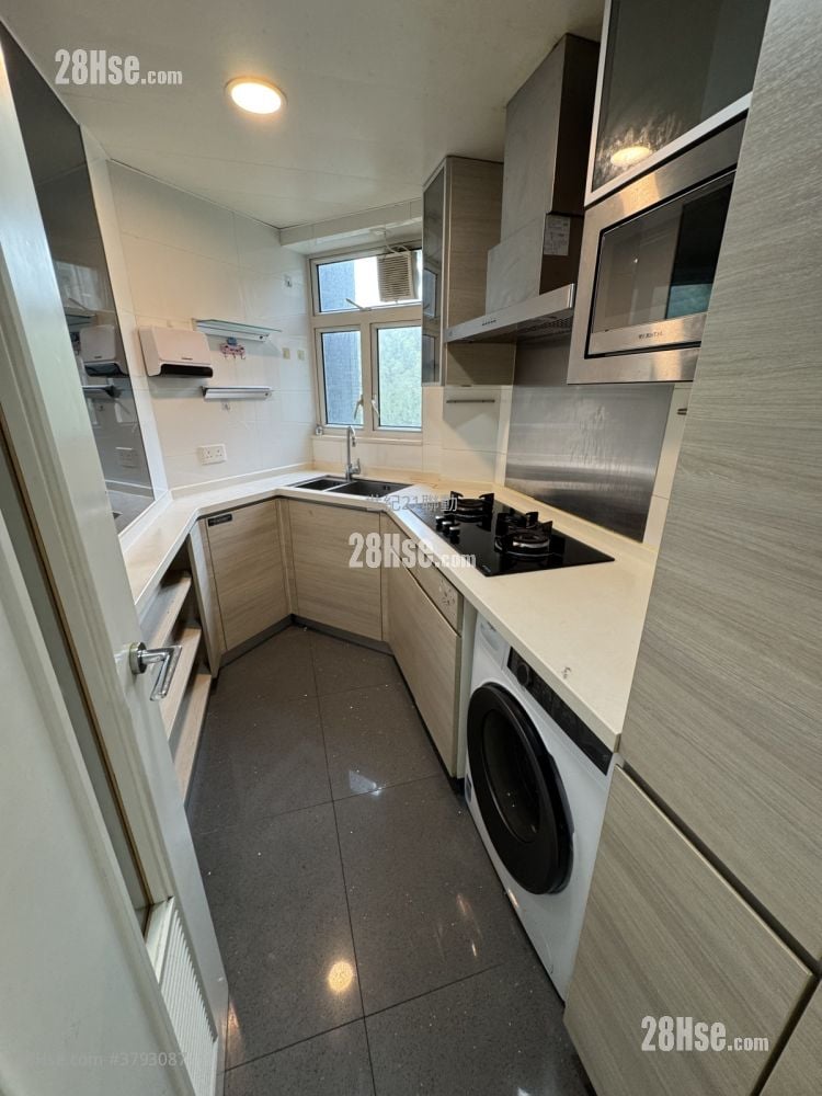 The Beaumount Rental 3 Bedrooms , 2 Bathrooms 694 ft²