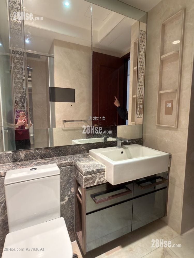 The Avenue Rental Studio , 1 Bathroom 340 ft²