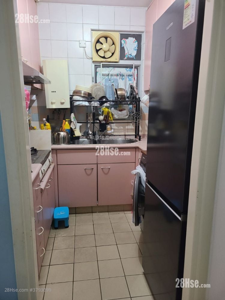 凤庭苑 售盘 3 房 , 2 浴室 661 平方尺