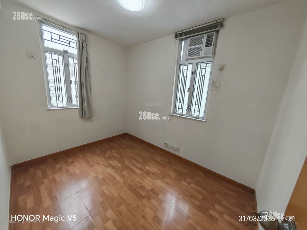 Telford Gardens Rental 2 Bedrooms , 1 Bathroom 517 ft²