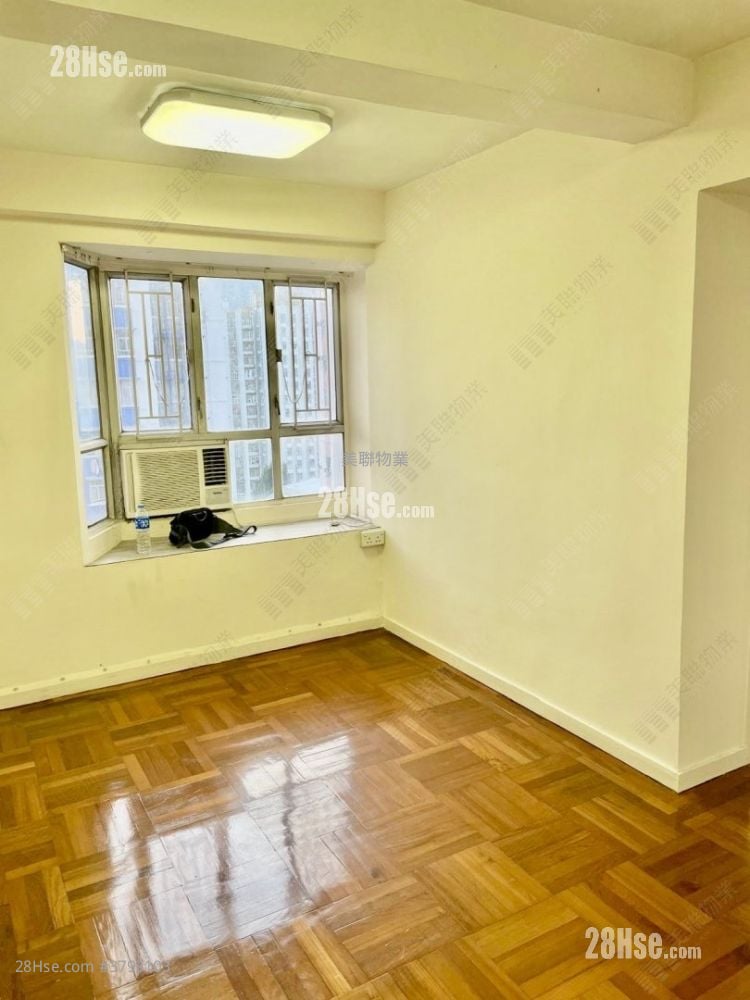 华乐大厦 售盘 2 房 , 1 浴室 396 平方尺