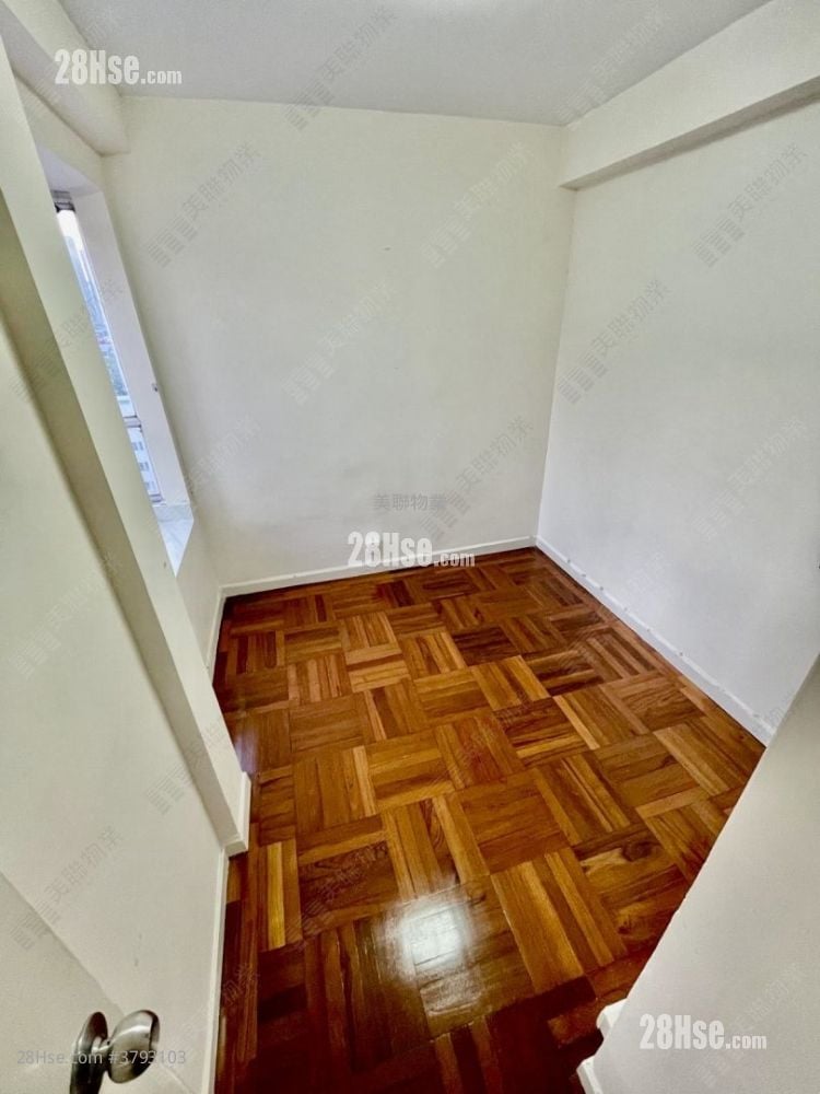 华乐大厦 售盘 2 房 , 1 浴室 396 平方尺