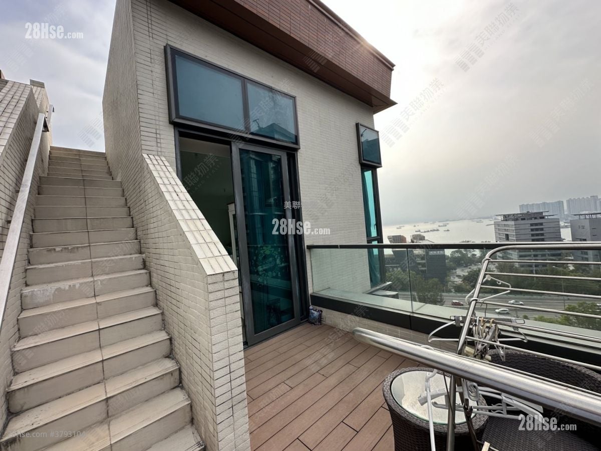 满名山 租盘 3 房 , 3 浴室 1,213 平方尺