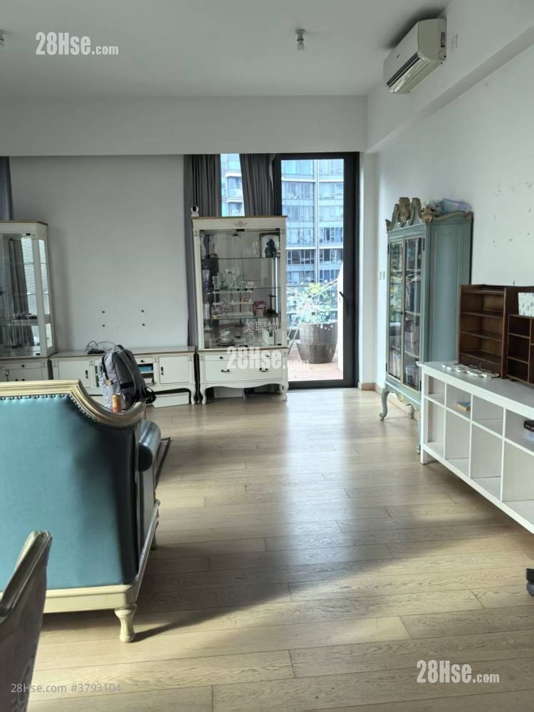 满名山 租盘 3 房 , 3 浴室 1,213 平方尺