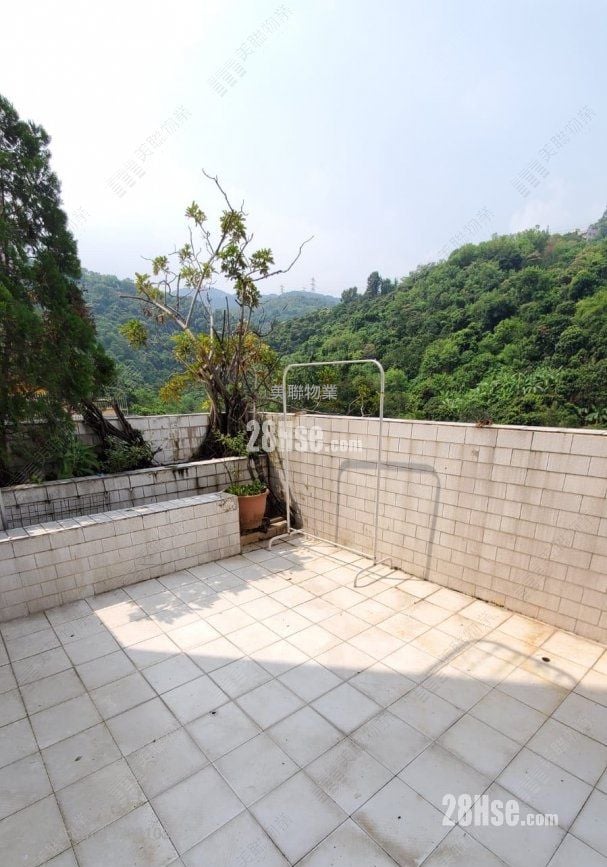 Tsuen Wan Centre Sell 2 Bedrooms , 1 Bathroom 377 ft²