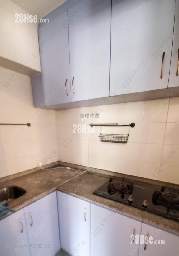 Tsuen Wan Centre Sell 2 Bedrooms , 1 Bathroom 377 ft²