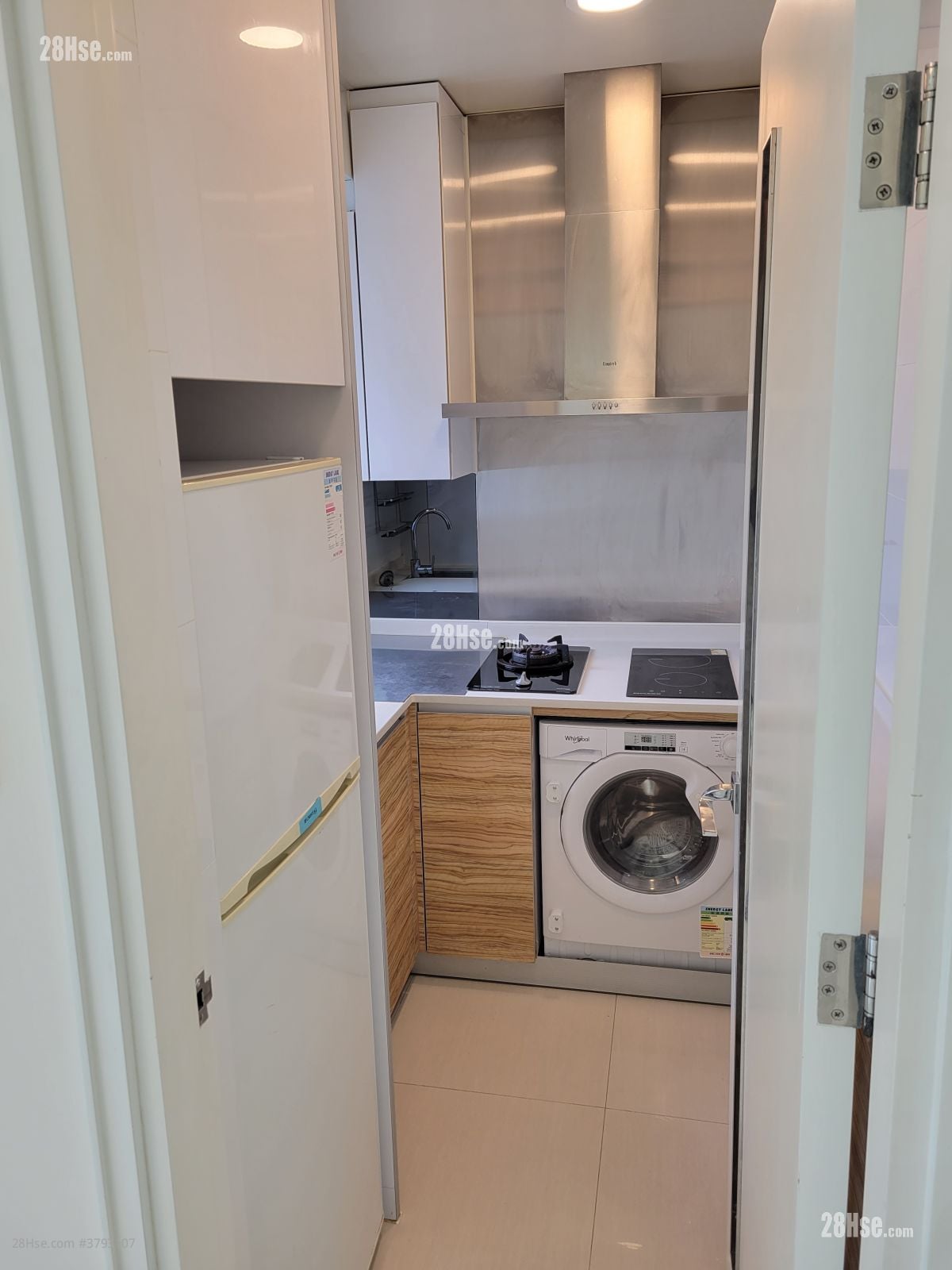 领凯 售盘 3 房 , 2 浴室 729 平方尺