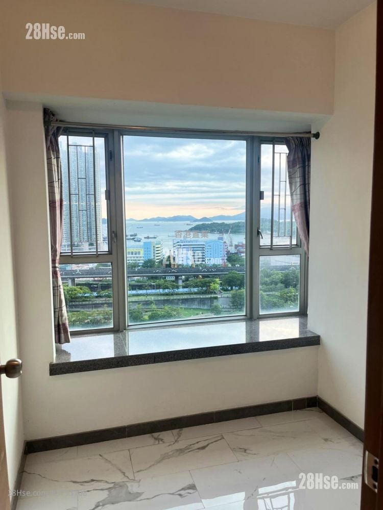 Metro Harbour View Sell 2 Bedrooms , 1 Bathroom 338 ft²