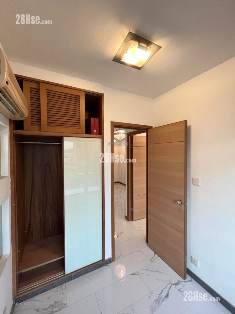 Metro Harbour View Sell 2 Bedrooms , 1 Bathroom 338 ft²