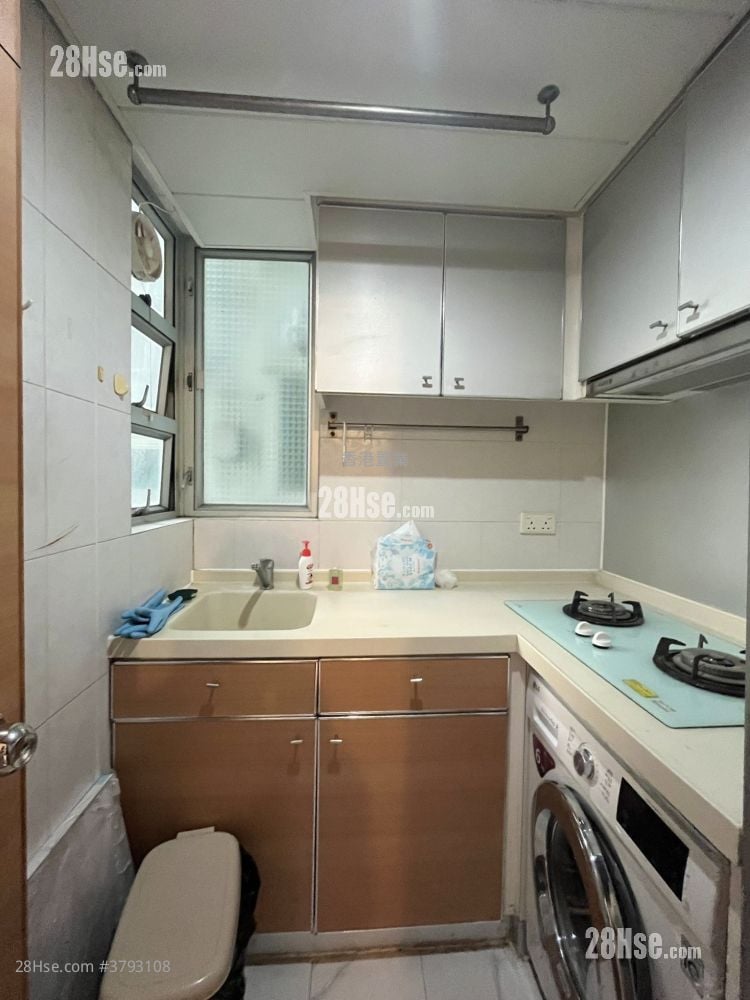 Metro Harbour View Sell 2 Bedrooms , 1 Bathroom 338 ft²