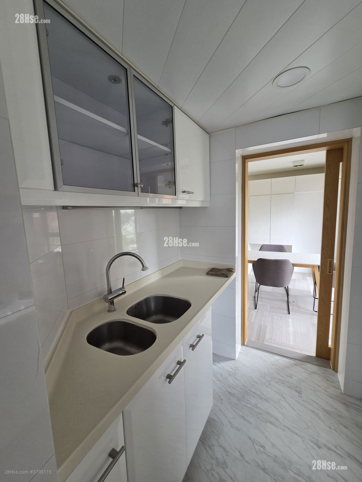 丽豪阁 租盘 2 房 , 1 浴室 860 平方尺