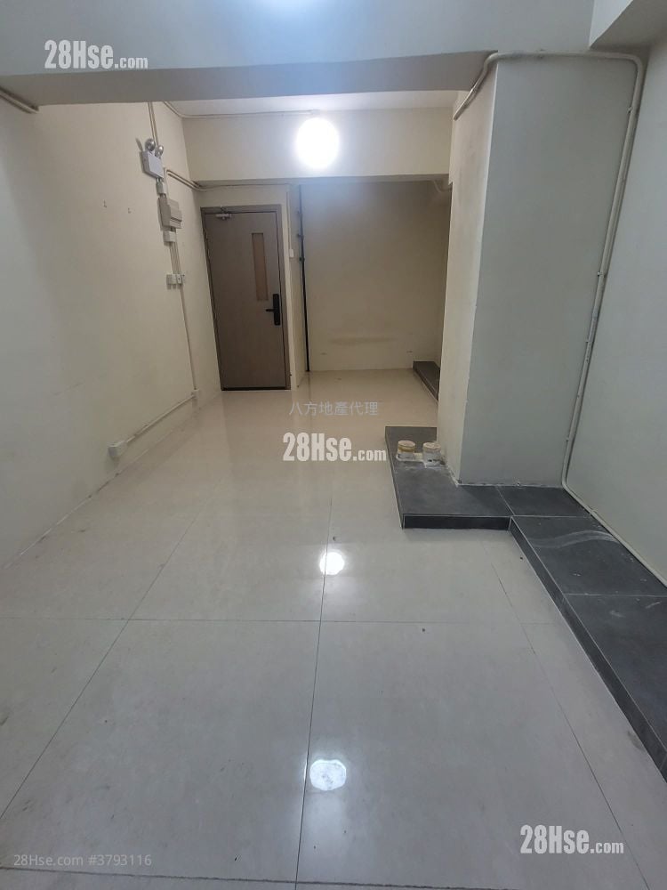 Viet Luen Factory Building Rental Studio , 1 Toilet