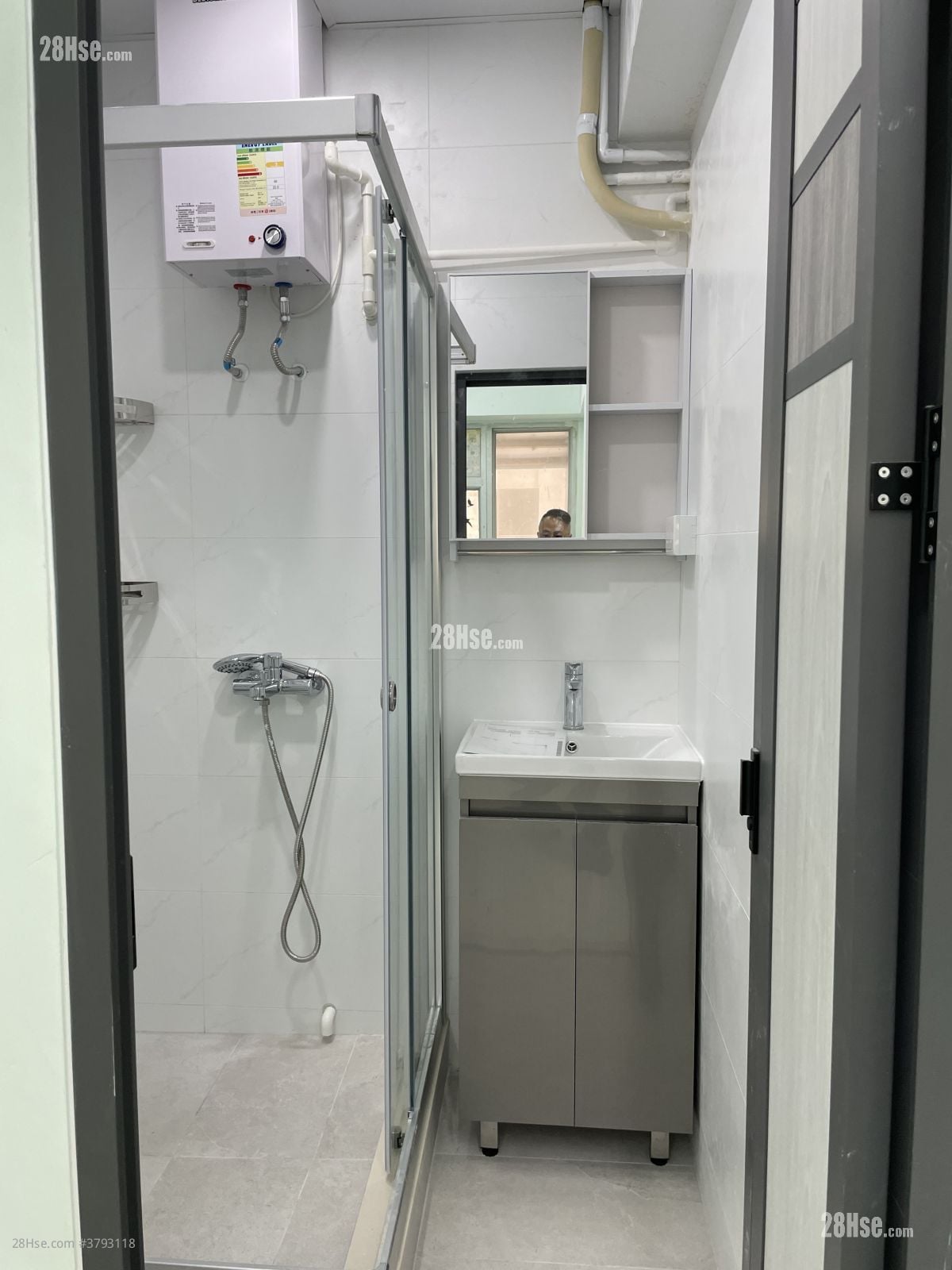 民新大厦 租盘 1 房 , 1 浴室 320 平方尺