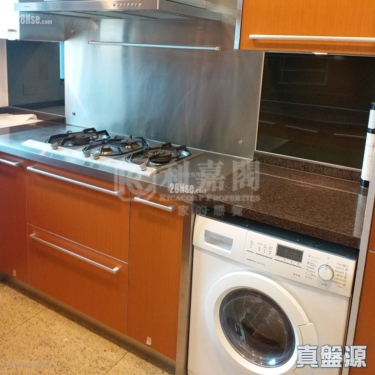 The Arch Sell 3 Bedrooms , 2 Bathrooms 1,017 ft²