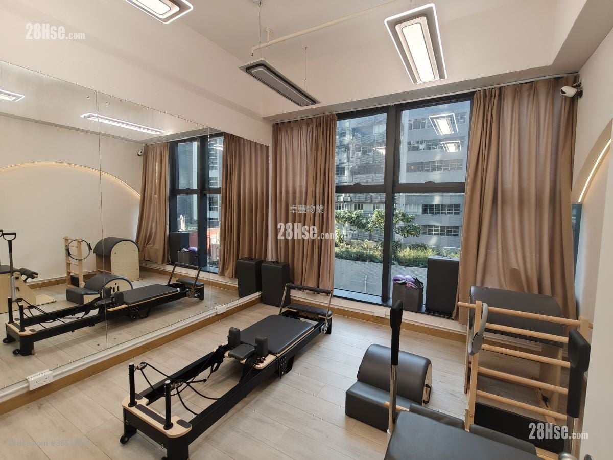 Kimberland Centre Rental 3 Bedrooms , 1 Toilet 497 ft²