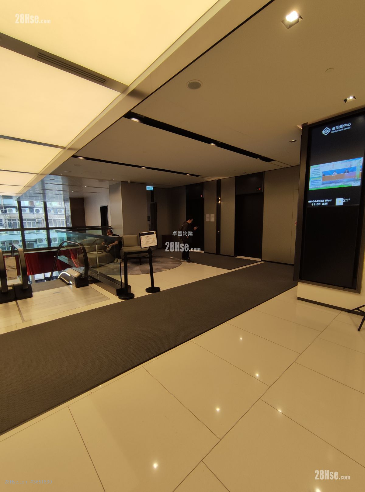 Kimberland Centre Rental 3 Bedrooms , 1 Toilet 497 ft²