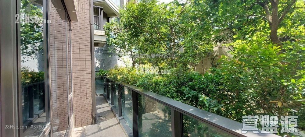 Mantin Heights Rental 3 Bedrooms , 2 Bathrooms 818 ft²