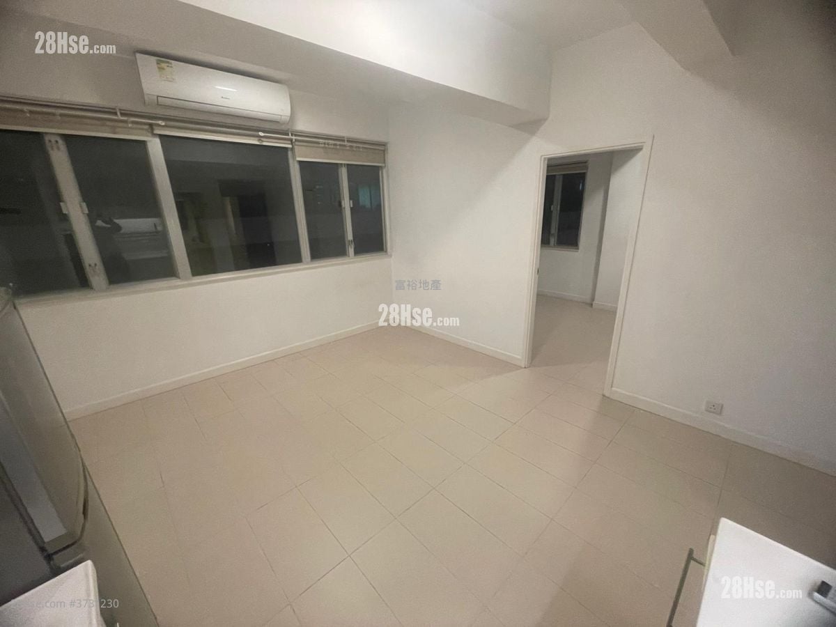 皇后大道中219号 售盘 2 房 , 1 浴室 429 平方尺