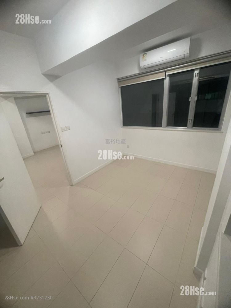 皇后大道中219号 售盘 2 房 , 1 浴室 429 平方尺