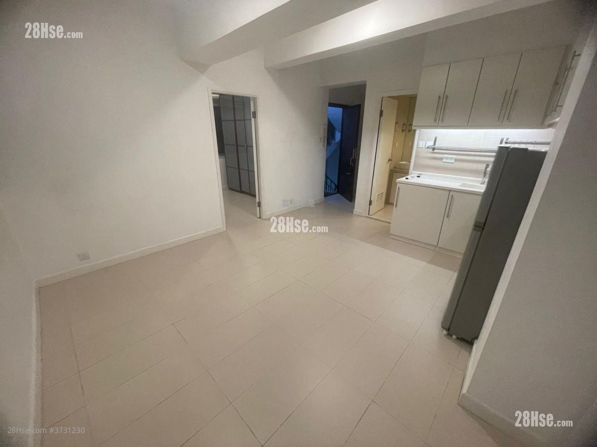 皇后大道中219号 售盘 2 房 , 1 浴室 429 平方尺