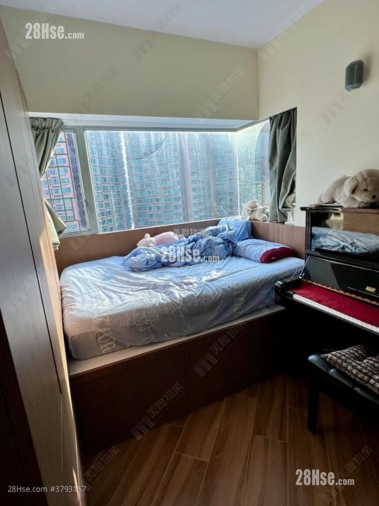 Tierra Verde Sell 2 Bedrooms , 1 Bathroom 519 ft²