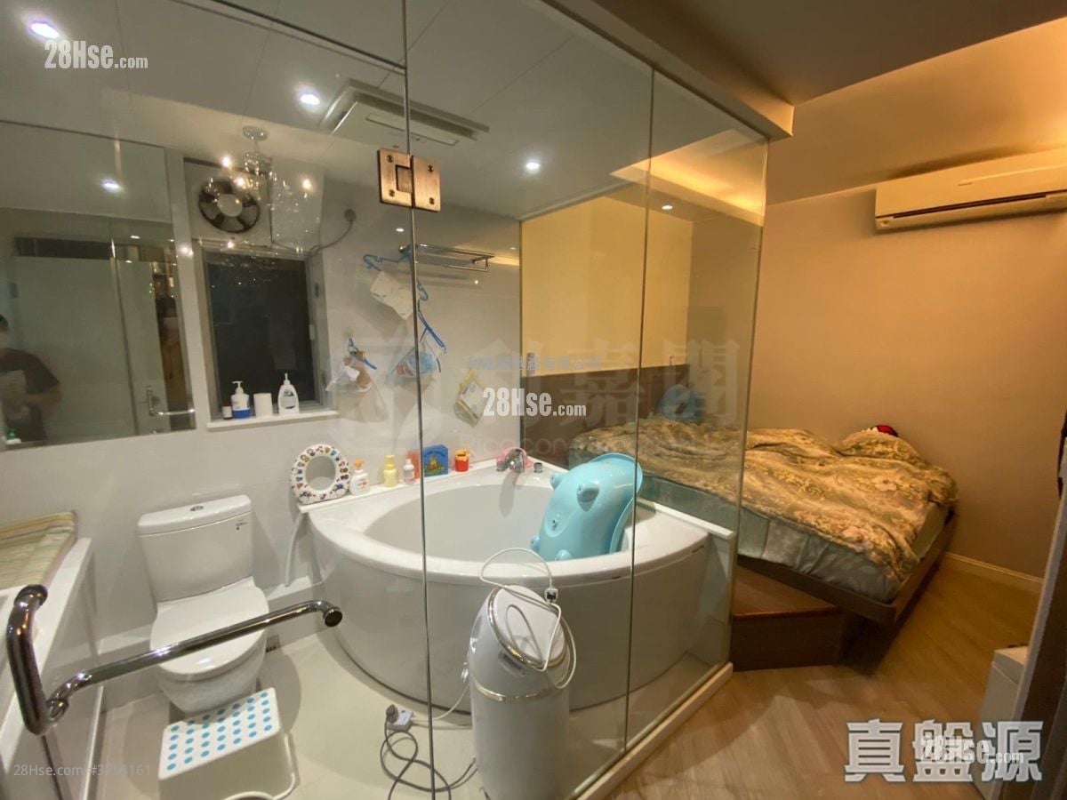 Tin Chung Court Sell 3 Bedrooms 650 ft²