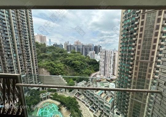 半山壹号 售盘 4 房 1,567 平方尺