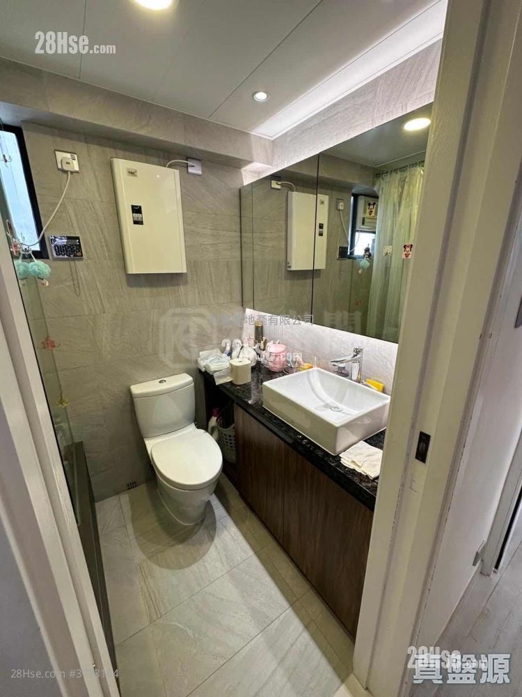 康怡花园 售盘 3 房 , 1 浴室 664 平方尺