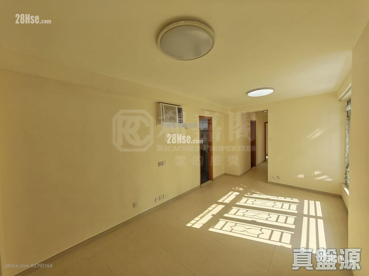 康怡花园 售盘 3 房 , 1 浴室 664 平方尺