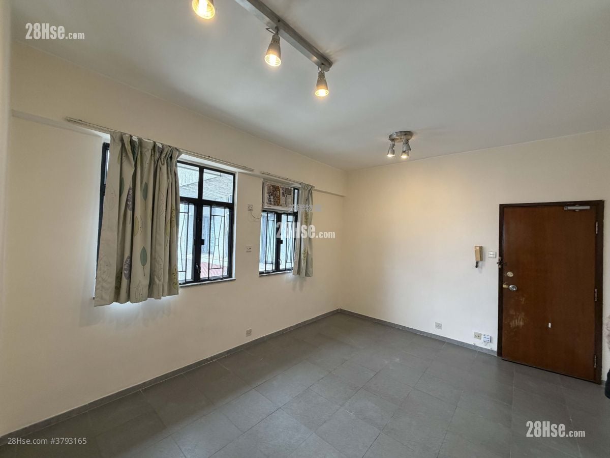 Lai Shing Garden Rental 2 Bedrooms 426 ft²
