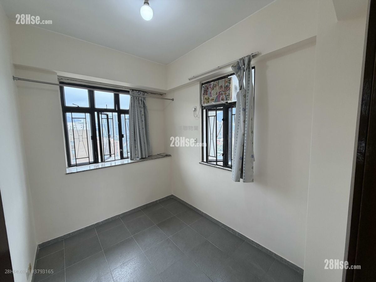 Lai Shing Garden Rental 2 Bedrooms 426 ft²
