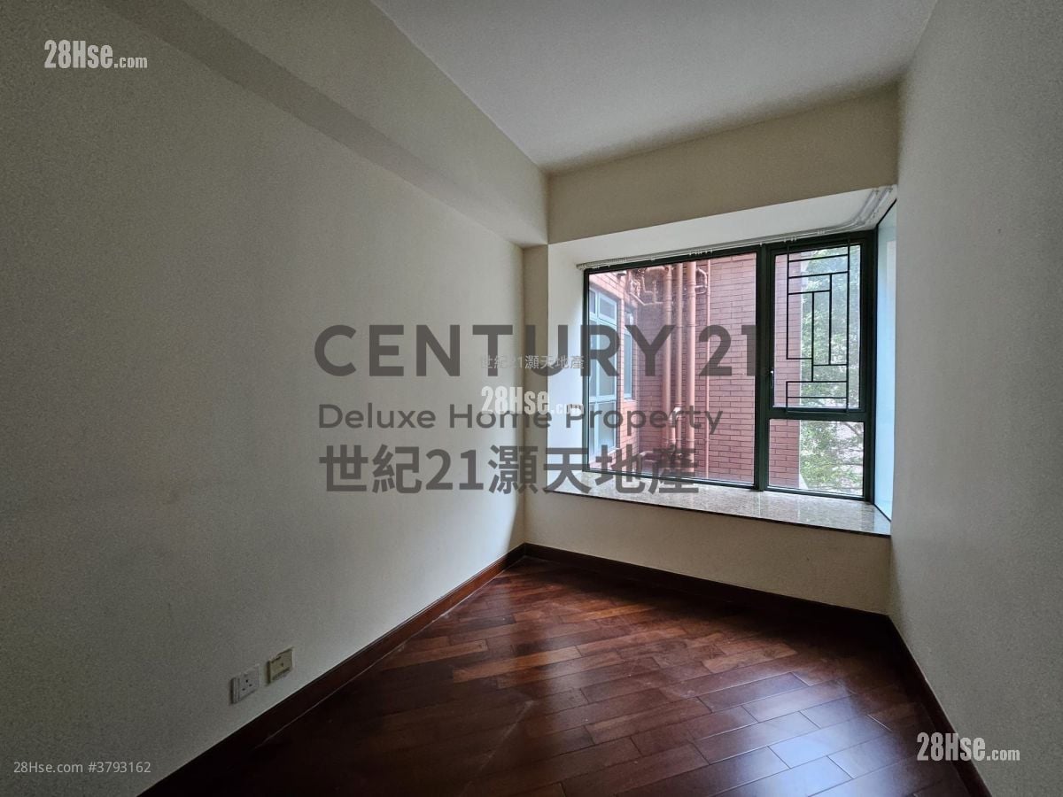 The Balmoral Rental 4 Bedrooms , 3 Bathrooms 1,607 ft²