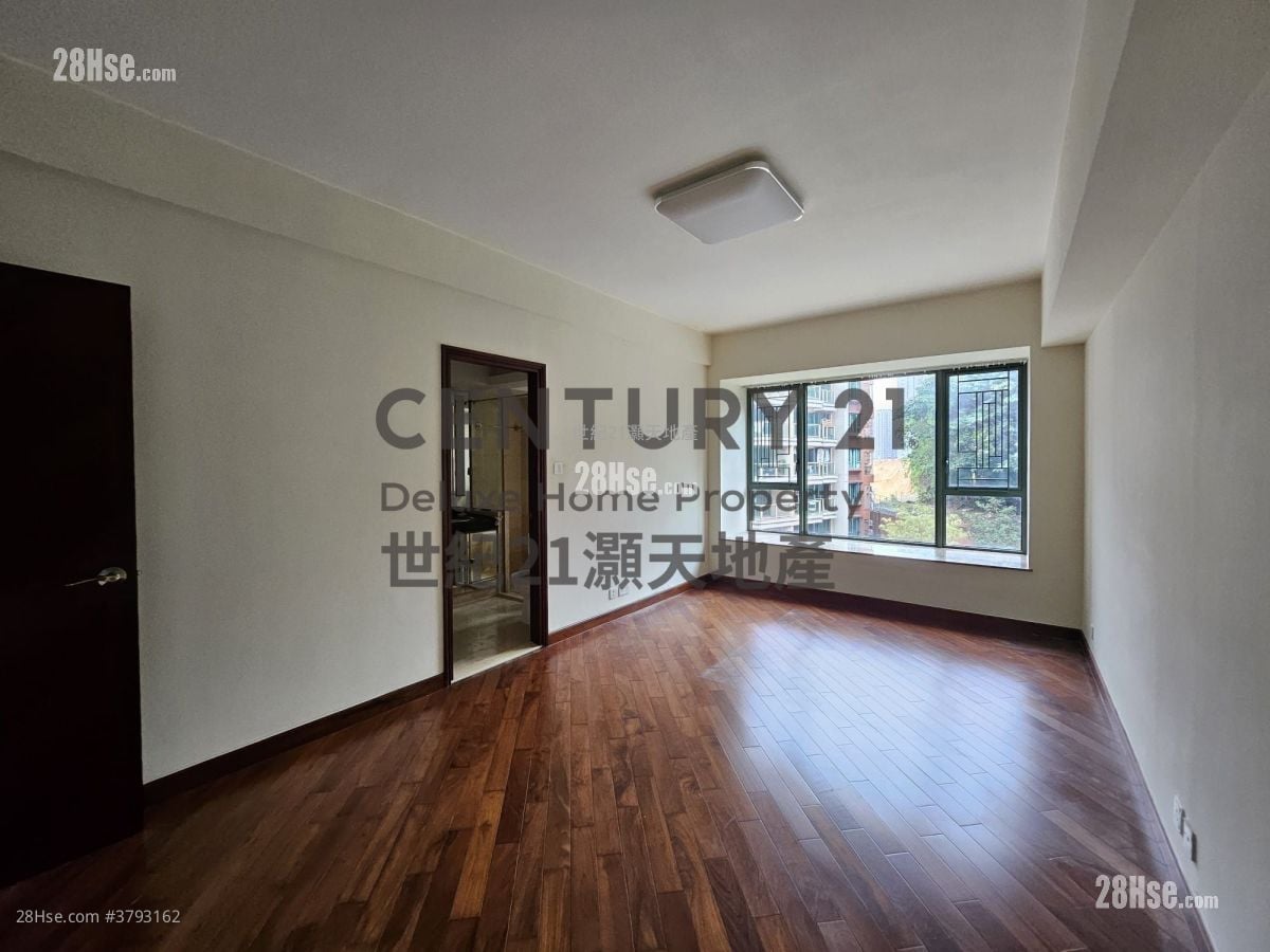 The Balmoral Rental 4 Bedrooms , 3 Bathrooms 1,607 ft²