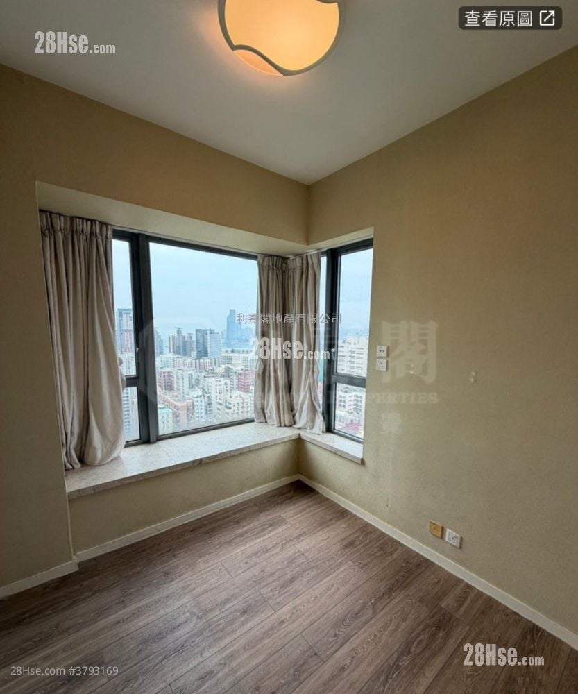 Lime Habitat Sell 3 Bedrooms 751 ft²